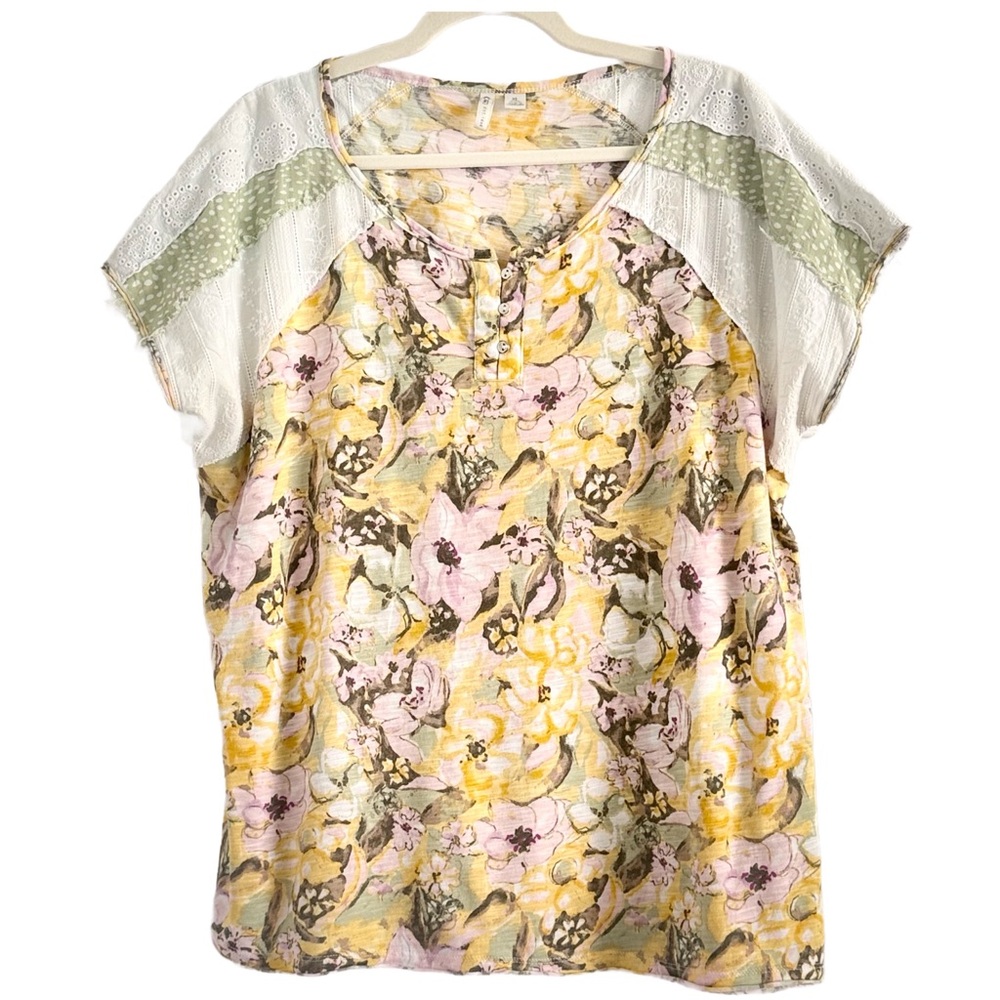 🌼 Cato Mixed Media Floral Top Tee Size XL